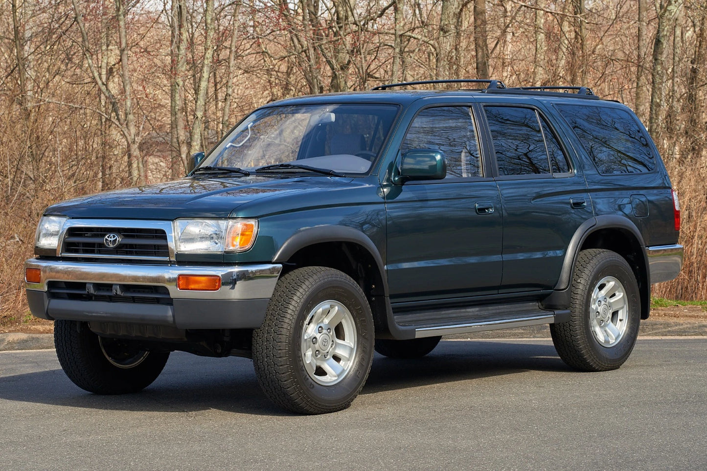 Toyota 4Runner 1996 - 2002 * Fits 1996 - 1998 Front Chrome Bumper TO1002162