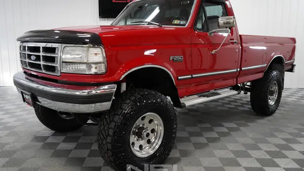 Ford F250 F350 F450 1992 - 1998 Front Bumper Impact Plastic FO1057220