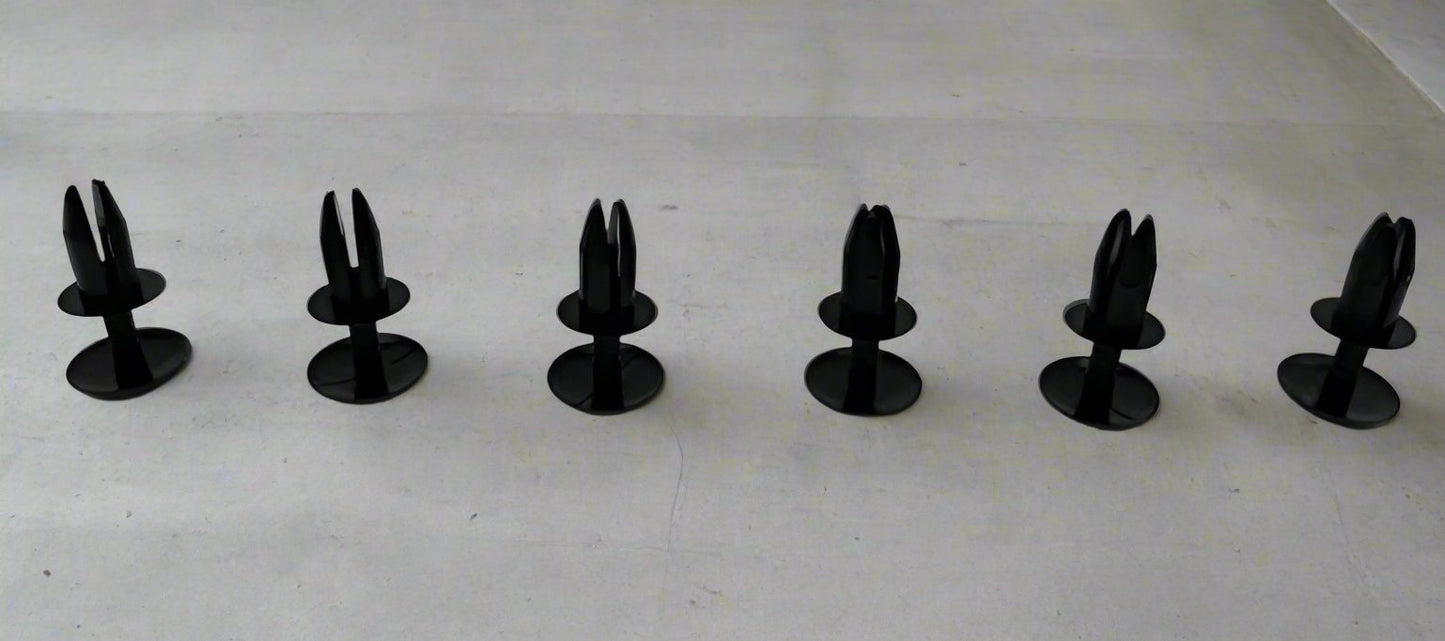 Rivet Clips for CH1909100 Tailgate Molding