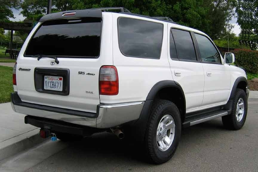 Toyota 4Runner 1996 - 2002 Rear Chrome Bumper End w/o Flares TO1104101 TO1105101