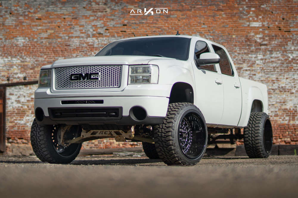 2007 - 2013 GMC Sierra 1500 Front Bumper