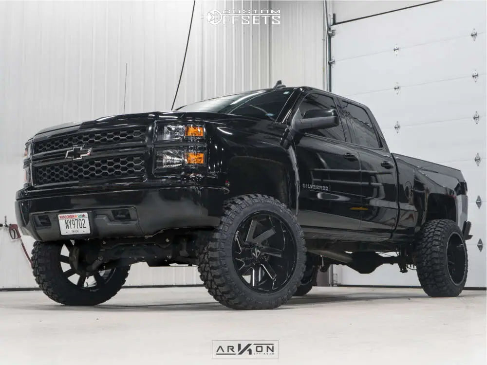 2014 - 2018 Chevrolet Silverado Projector Style headlight Black GM2502395 / GM2503395