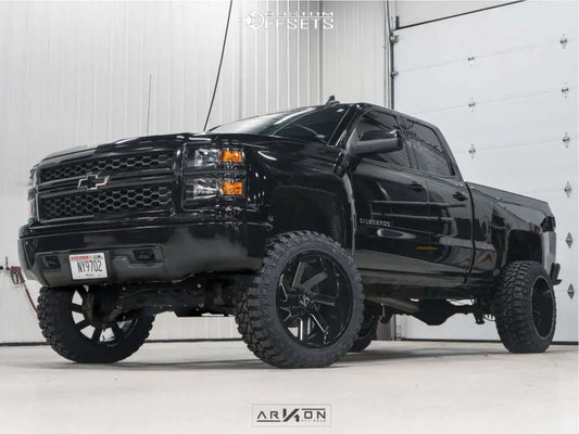 2014 - 2018 Chevrolet Silverado Projector Style headlight Black GM2502395 / GM2503395