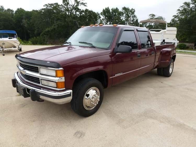 Sierra Silverado 1988 - 1997 also fits '98 - '02, Yukon 1992 - 1999, Tahoe 1992 - 1999, Suburban 1992 - 1999 Steel Hood GM1230126