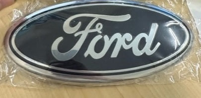 Ford F250 F350 F450 1999 - 2007 Grille Emblem 7"