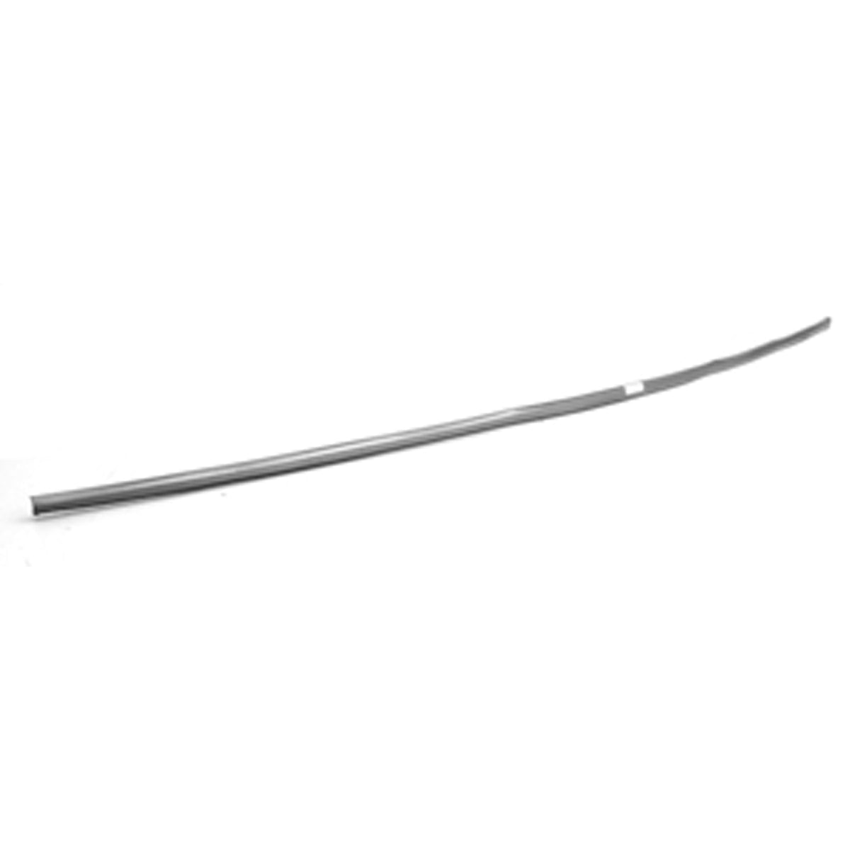 1983-1987 CHEVROLET BLAZER SILVERADO SUBURBAN / GMC SIERRA SUBURBAN Lower Grille Molding