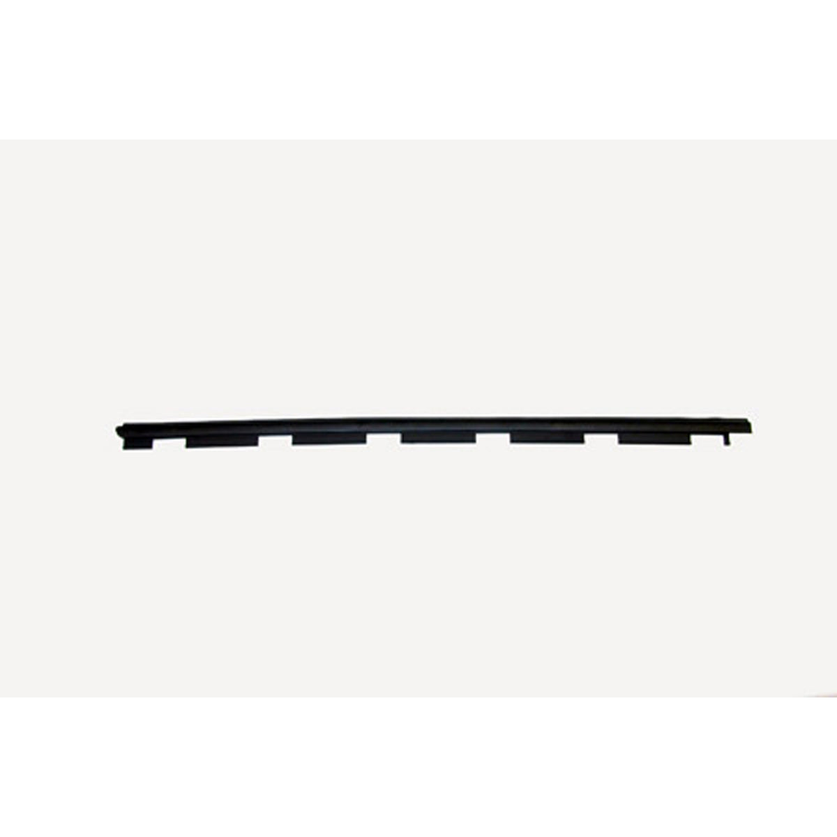 1988-2002 CADILLAC ESCALADE / CHEVROLET BLAZER SILVERADO SUBURBAN TAHOE / GMC SIERRA SUBURBAN YUKON Door Weatherstrip Front Passenger Side