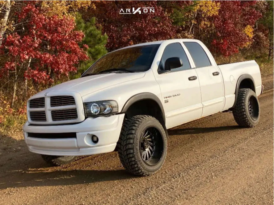 2002-2005 Dodge RAM 1500 / 2500 / 3500 Bumper- Plastic - CH1000341