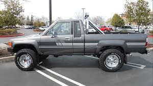 Toyota Pickup 1984 - 1988 Steel Fender TO1240124 TO1241126